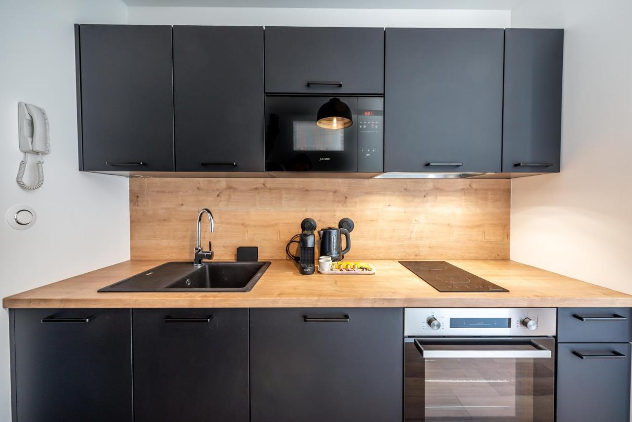 Downtown Rooftop - Centre Ville - Wifi - Terrasse - Netflix أميا المظهر الخارجي الصورة